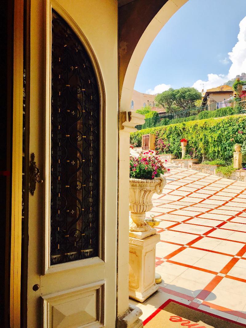 Hotel Villa Riis Таормина Екстериор снимка