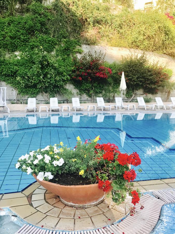 Hotel Villa Riis Таормина Екстериор снимка